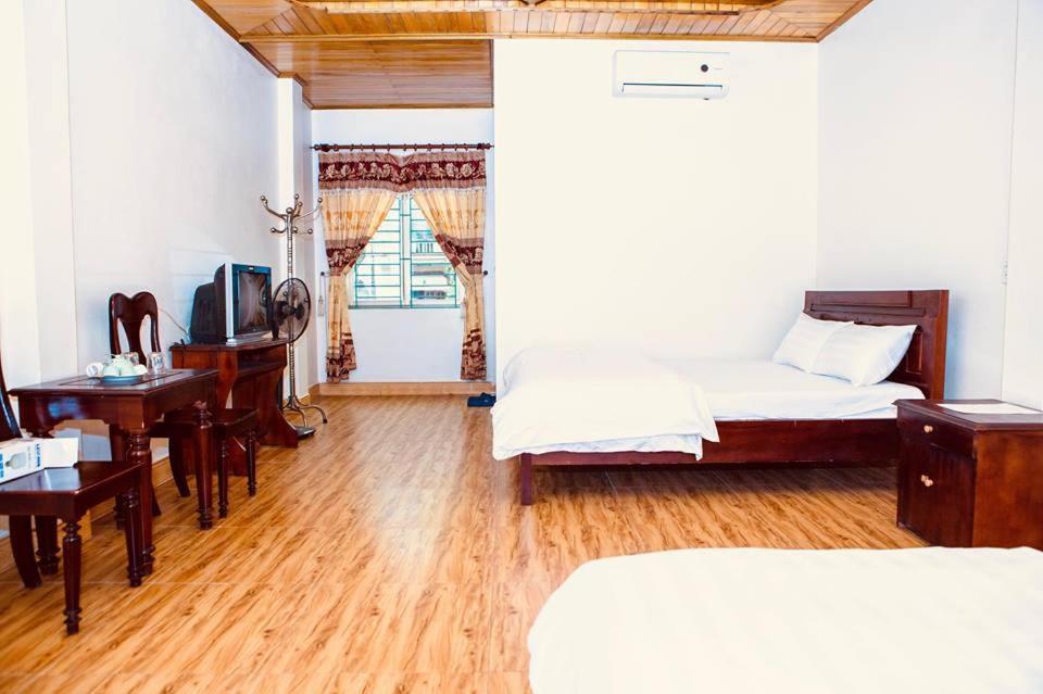 Hung Thinh Hotel Ban Gum Екстериор снимка